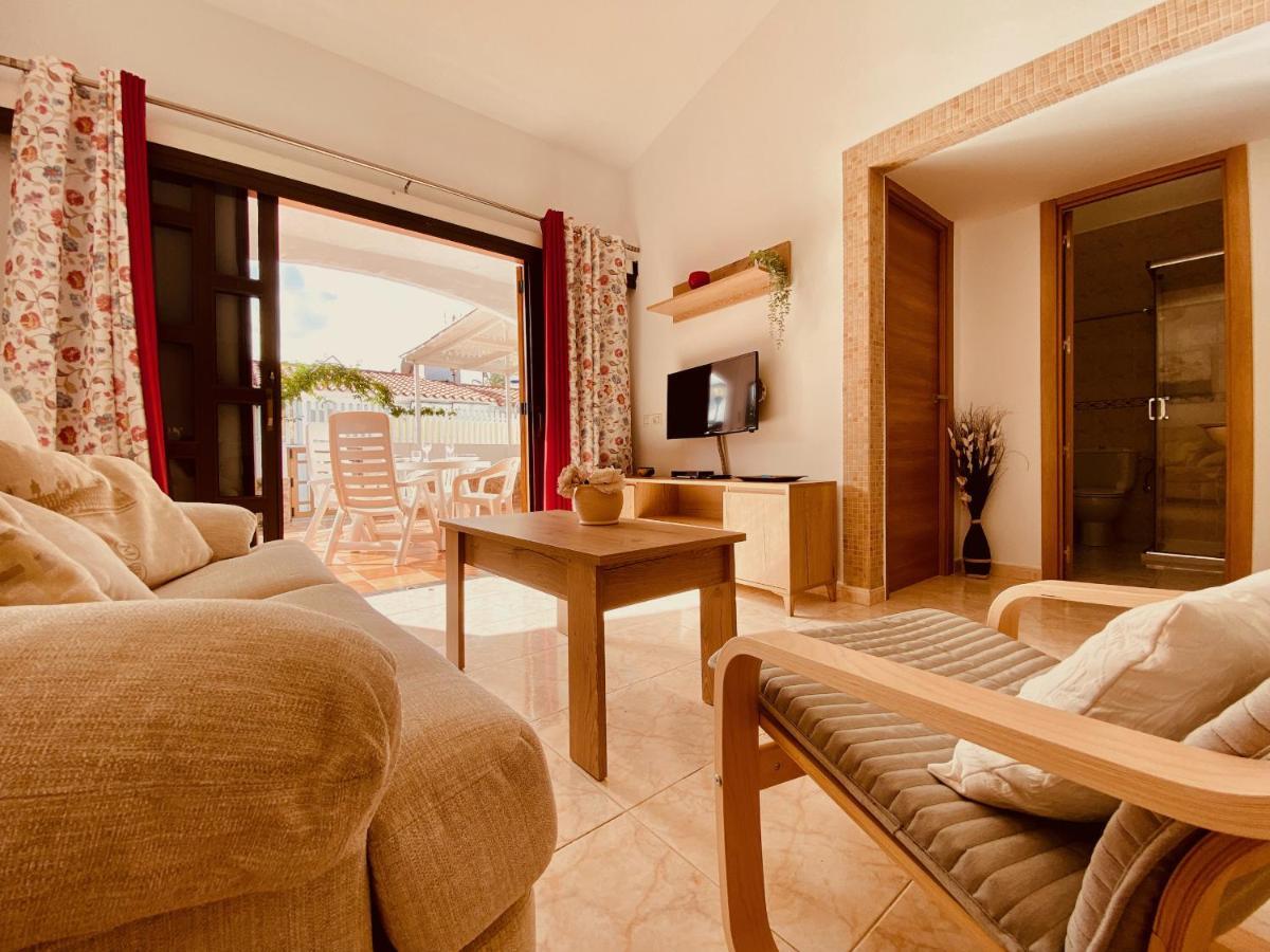 Holiday Bungalow With Terrace In Feriehus *