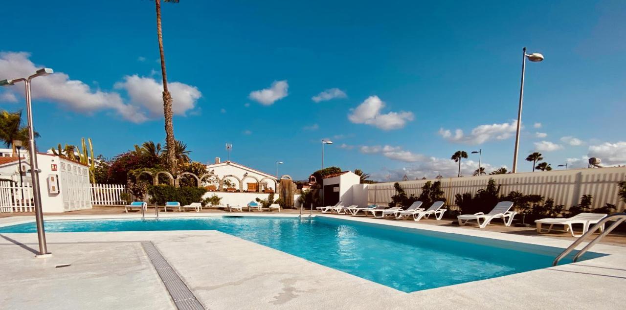 Holiday Bungalow With Terrace In Feriehus Playa del Inglés