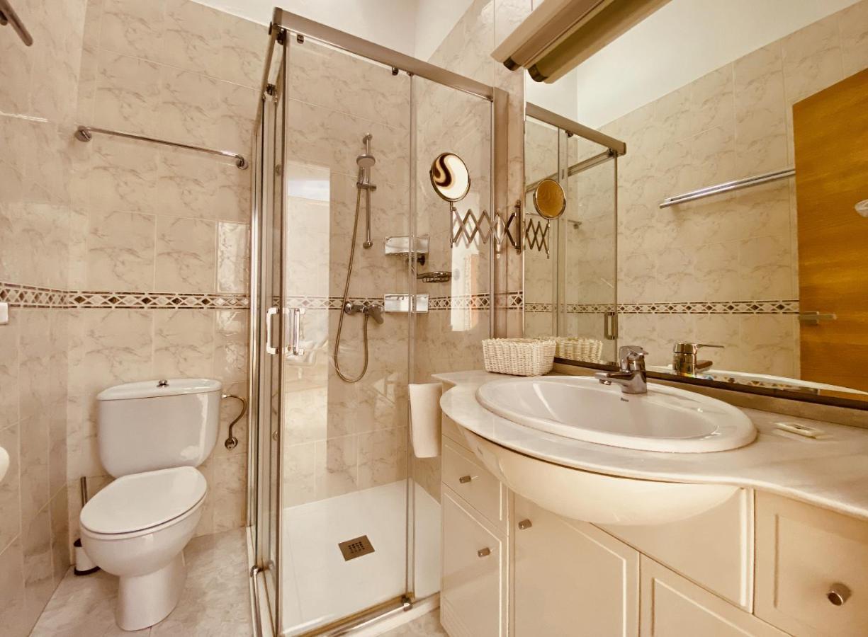 Holiday Bungalow With Terrace In Playa del Ingles (Gran Canaria)